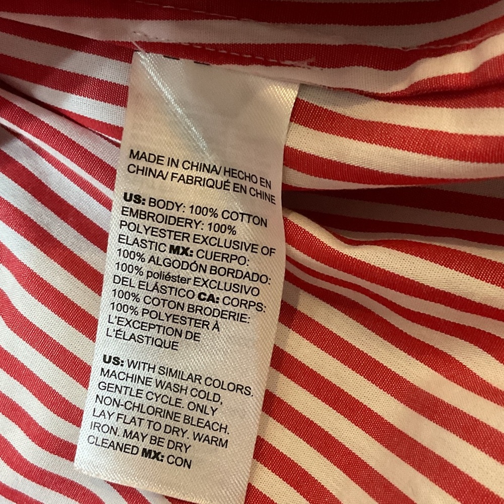 100% cotton Chico's Red and White Striped blouse with Lace-Appliqué Sleeves - Picture 3 of 5
